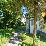 アパート Near Vienna - 80m2 - Garden - Near Vienna - Workers&families プルカースドルフ