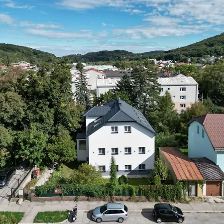 Near Vienna - 80m2 - Garden - Near Vienna - Workers&families プルカースドルフ