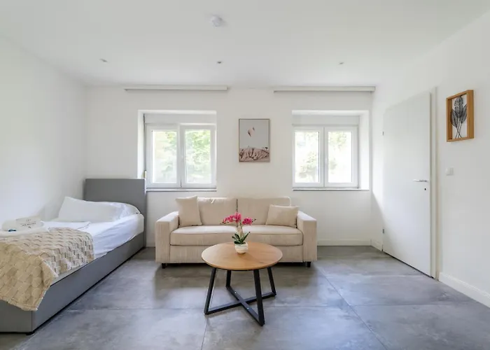 Near Vienna - 80m2 - Garden - Near Vienna - Workers&families アパート *