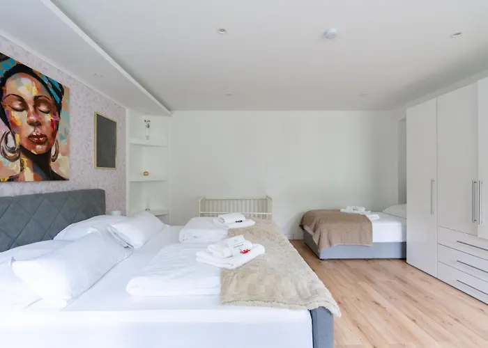 Near Vienna - 80m2 - Garden - Near Vienna - Workers&families アパート *